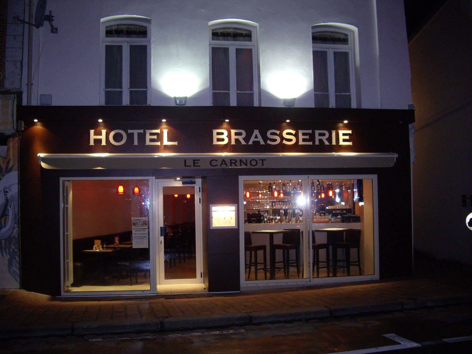 Logis-Hotel & Restaurant Le Carnot Bolbec Exteriör bild